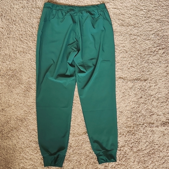 Under Armour Sport Woven Pant in Green - Picture 4 of 5